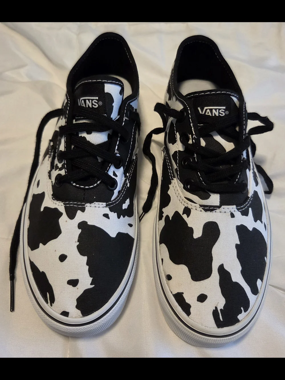 Vans Black and White Cow Pattern Low-Top Sneakers Womens Size 8